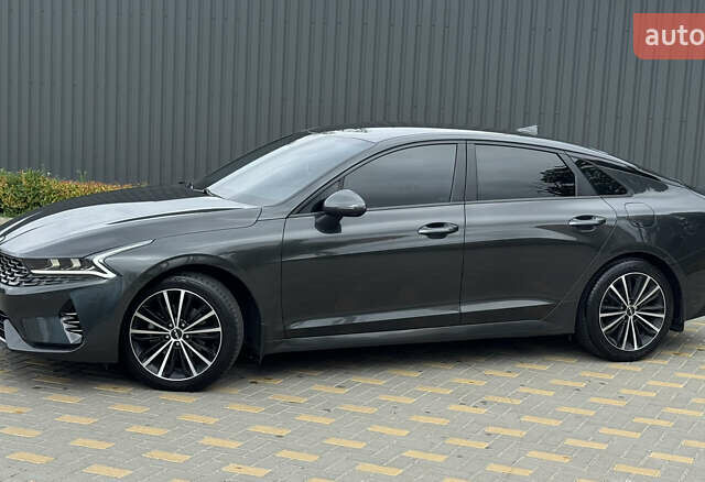 Сірий Кіа K5, об'ємом двигуна 2 л та пробігом 115 тис. км за 29000 $, фото 6 на Automoto.ua
