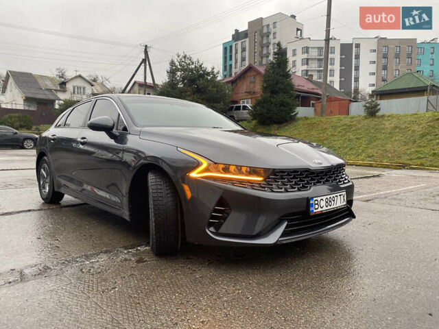 Серый Киа K5, объемом двигателя 1.6 л и пробегом 140 тыс. км за 20500 $, фото 14 на Automoto.ua