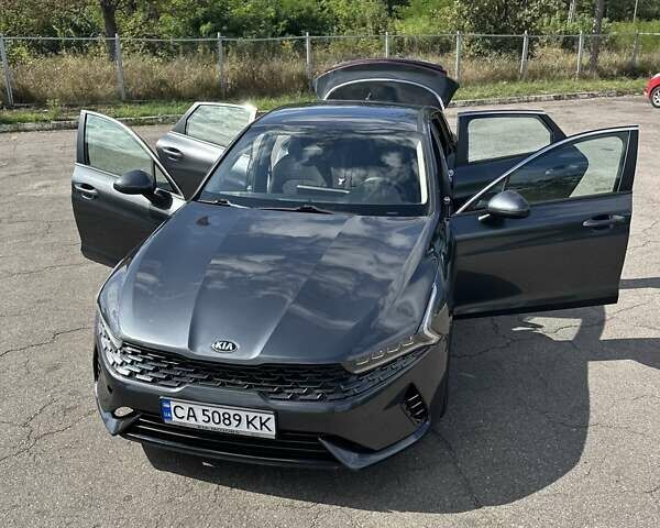 Серый Киа K5, объемом двигателя 1.6 л и пробегом 76 тыс. км за 21500 $, фото 49 на Automoto.ua