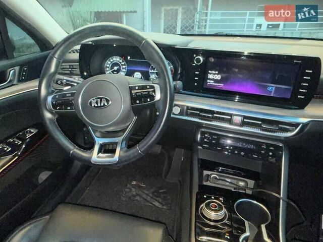 Сірий Кіа K5, об'ємом двигуна 2 л та пробігом 133 тис. км за 24700 $, фото 31 на Automoto.ua