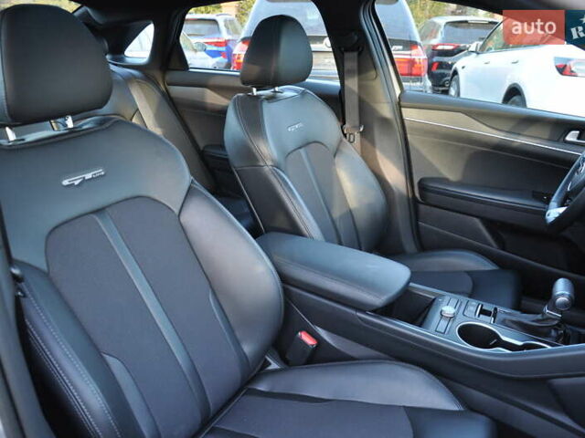Серый Киа K5, объемом двигателя 1.6 л и пробегом 11 тыс. км за 27700 $, фото 38 на Automoto.ua