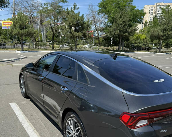 Сірий Кіа K5, об'ємом двигуна 2 л та пробігом 180 тис. км за 21200 $, фото 5 на Automoto.ua