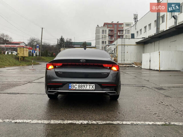 Серый Киа K5, объемом двигателя 1.6 л и пробегом 140 тыс. км за 20500 $, фото 10 на Automoto.ua
