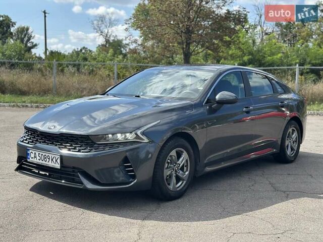 Серый Киа K5, объемом двигателя 1.6 л и пробегом 76 тыс. км за 21500 $, фото 23 на Automoto.ua