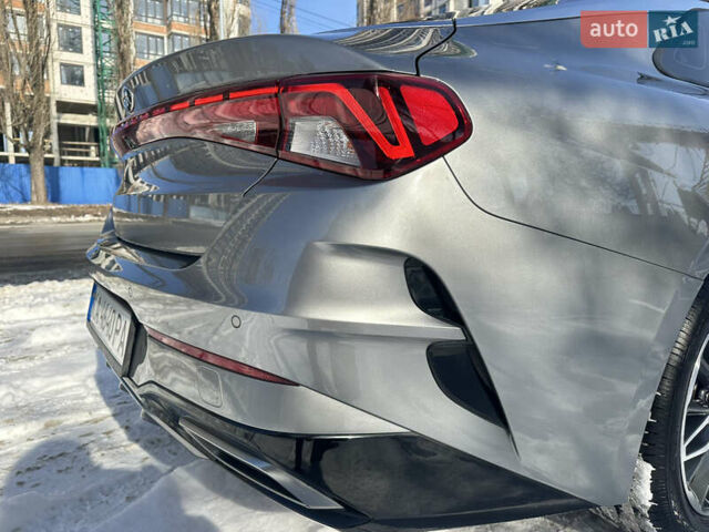 Серый Киа K5, объемом двигателя 2 л и пробегом 116 тыс. км за 21799 $, фото 18 на Automoto.ua
