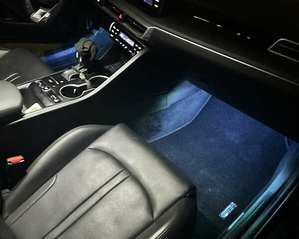 Сірий Кіа K5, об'ємом двигуна 2 л та пробігом 180 тис. км за 21200 $, фото 16 на Automoto.ua