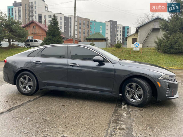 Серый Киа K5, объемом двигателя 1.6 л и пробегом 140 тыс. км за 20500 $, фото 12 на Automoto.ua