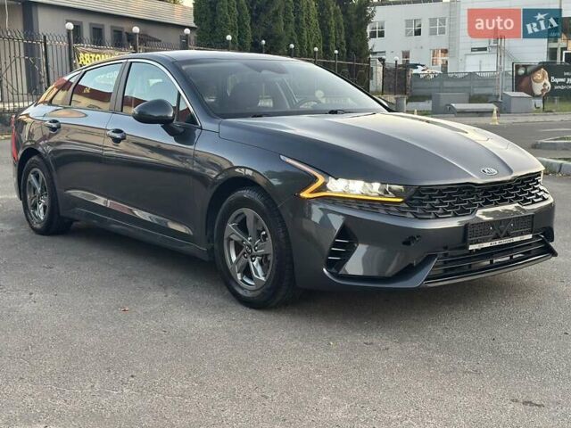 Серый Киа K5, объемом двигателя 1.6 л и пробегом 76 тыс. км за 21500 $, фото 8 на Automoto.ua