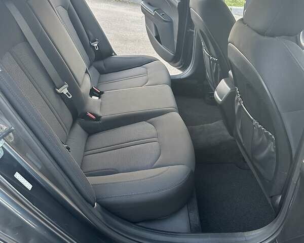 Сірий Кіа K5, об'ємом двигуна 1.6 л та пробігом 76 тис. км за 21300 $, фото 21 на Automoto.ua