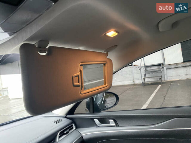 Серый Киа K5, объемом двигателя 1.6 л и пробегом 140 тыс. км за 20500 $, фото 32 на Automoto.ua