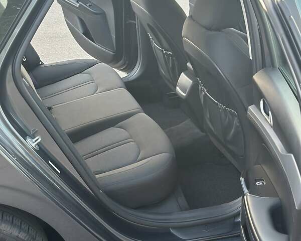 Серый Киа K5, объемом двигателя 1.6 л и пробегом 76 тыс. км за 21300 $, фото 14 на Automoto.ua