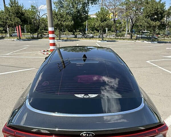 Сірий Кіа K5, об'ємом двигуна 2 л та пробігом 180 тис. км за 21200 $, фото 13 на Automoto.ua