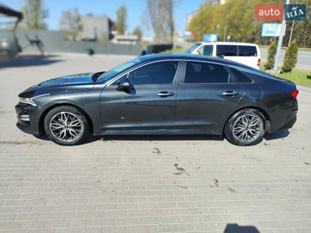 Серый Киа K5, объемом двигателя 2 л и пробегом 193 тыс. км за 20800 $, фото 4 на Automoto.ua
