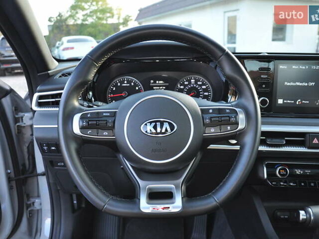Серый Киа K5, объемом двигателя 1.6 л и пробегом 11 тыс. км за 27700 $, фото 14 на Automoto.ua