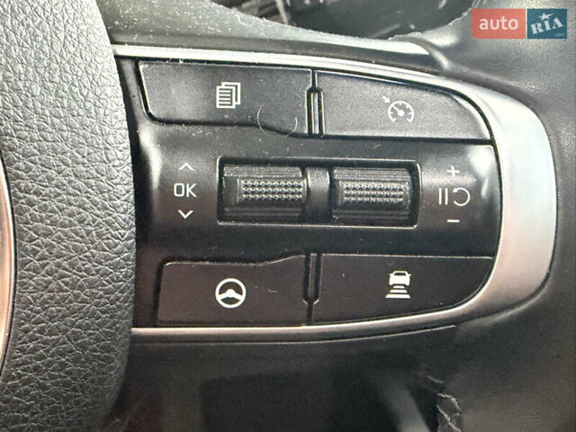 Серый Киа K5, объемом двигателя 1.6 л и пробегом 55 тыс. км за 25000 $, фото 19 на Automoto.ua