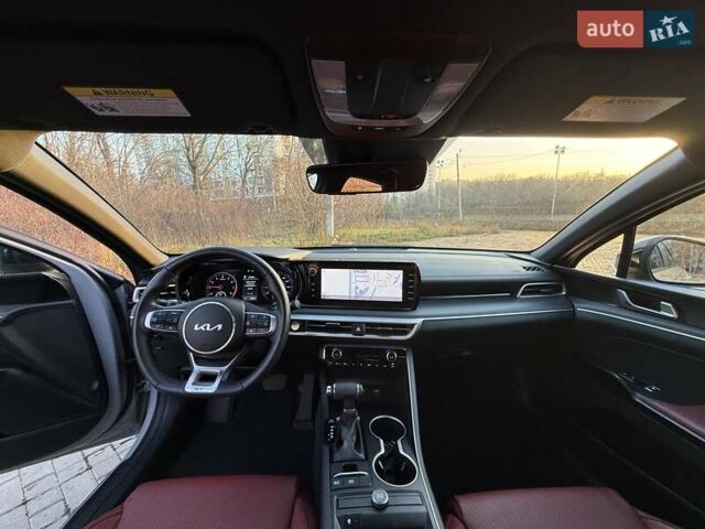 Сірий Кіа K5, об'ємом двигуна 1.6 л та пробігом 59 тис. км за 21800 $, фото 17 на Automoto.ua