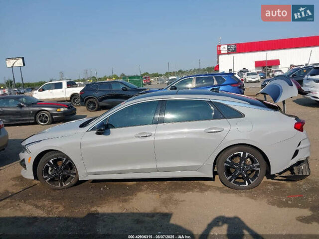 Сірий Кіа K5, об'ємом двигуна 1.6 л та пробігом 89 тис. км за 5600 $, фото 12 на Automoto.ua