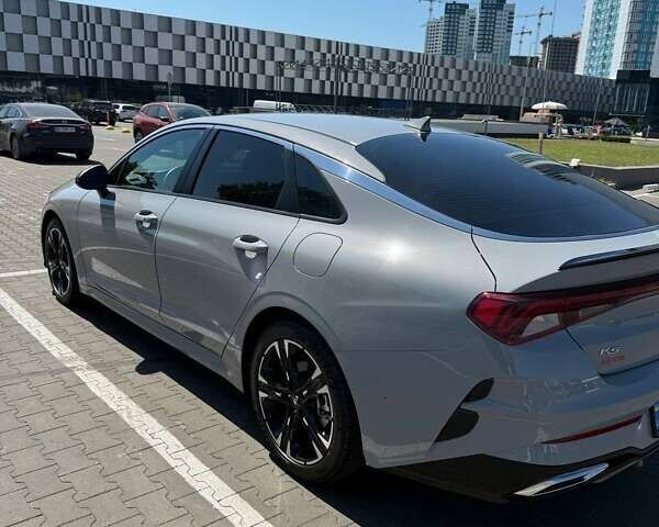 Серый Киа K5, объемом двигателя 1.6 л и пробегом 18 тыс. км за 24500 $, фото 1 на Automoto.ua