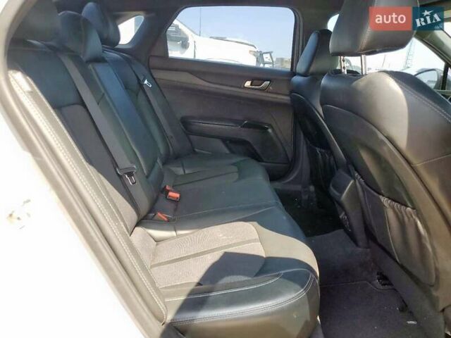 Сірий Кіа K5, об'ємом двигуна 1.6 л та пробігом 133 тис. км за 4400 $, фото 9 на Automoto.ua