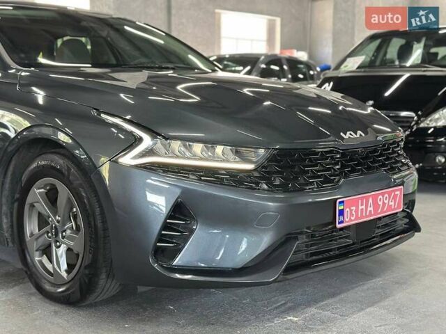 Сірий Кіа K5, об'ємом двигуна 1.6 л та пробігом 68 тис. км за 15999 $, фото 7 на Automoto.ua