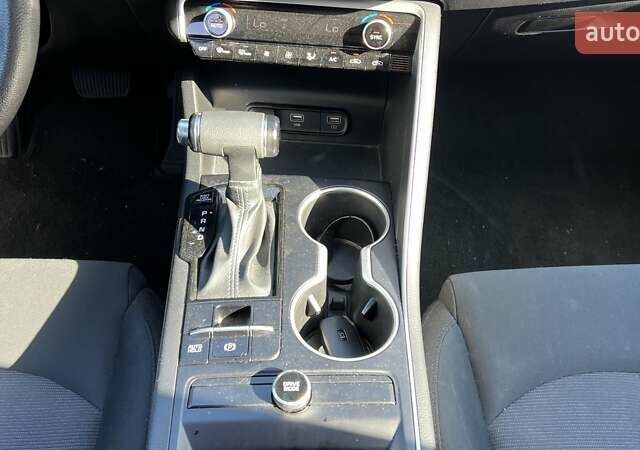 Сірий Кіа K5, об'ємом двигуна 1.6 л та пробігом 62 тис. км за 22600 $, фото 12 на Automoto.ua