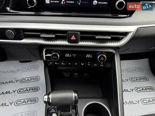 Сірий Кіа K5, об'ємом двигуна 1.6 л та пробігом 58 тис. км за 22600 $, фото 17 на Automoto.ua