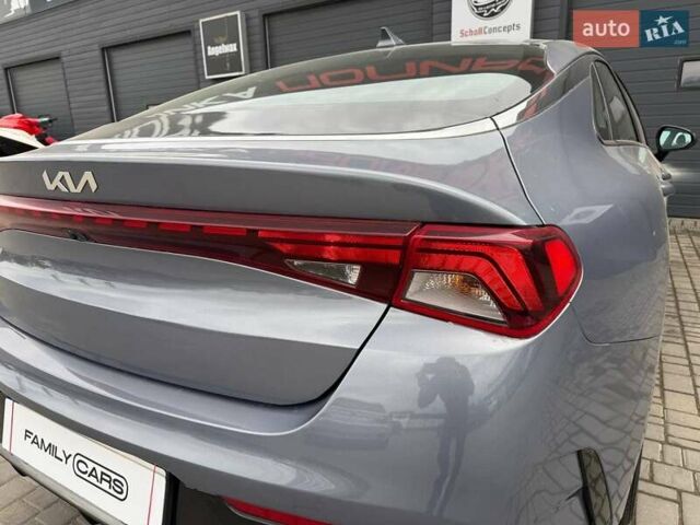 Сірий Кіа K5, об'ємом двигуна 1.6 л та пробігом 58 тис. км за 22600 $, фото 25 на Automoto.ua