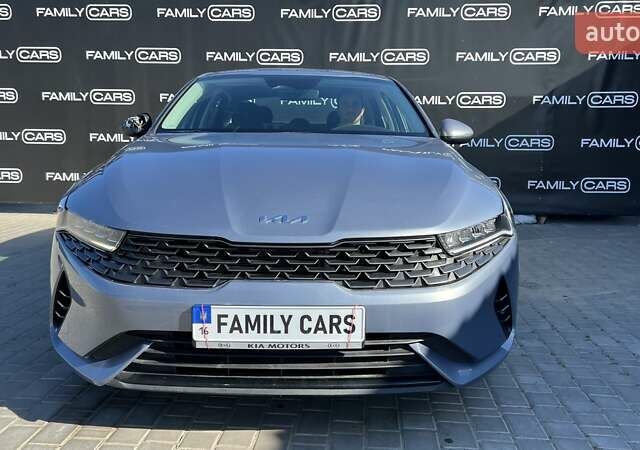 Сірий Кіа K5, об'ємом двигуна 1.6 л та пробігом 62 тис. км за 22600 $, фото 1 на Automoto.ua