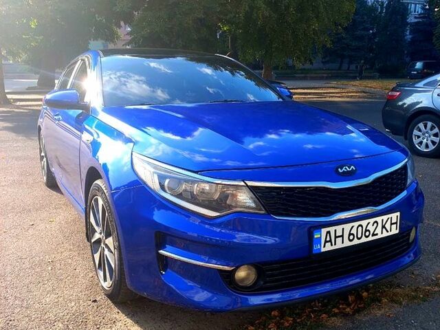 Синій Кіа K5, об'ємом двигуна 2 л та пробігом 288 тис. км за 11000 $, фото 1 на Automoto.ua