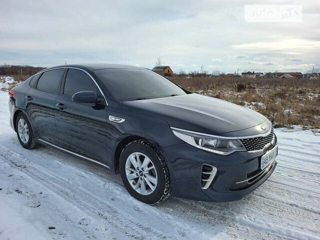 Синий Киа K5, объемом двигателя 2 л и пробегом 177 тыс. км за 13800 $, фото 3 на Automoto.ua