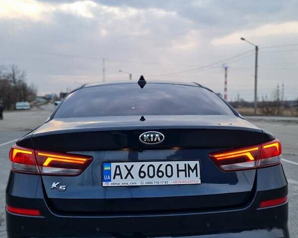 Синий Киа K5, объемом двигателя 2 л и пробегом 188 тыс. км за 17500 $, фото 5 на Automoto.ua
