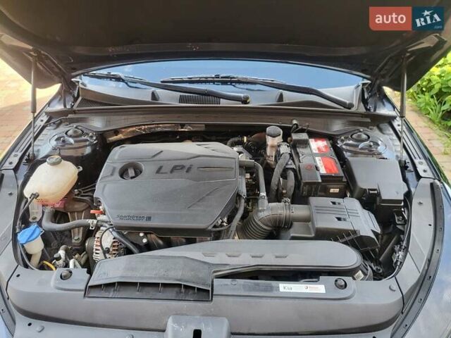 Синий Киа K5, объемом двигателя 2 л и пробегом 116 тыс. км за 24550 $, фото 13 на Automoto.ua