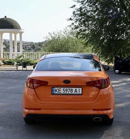 Оранжевый Киа K5, объемом двигателя 2 л и пробегом 365 тыс. км за 6500 $, фото 5 на Automoto.ua