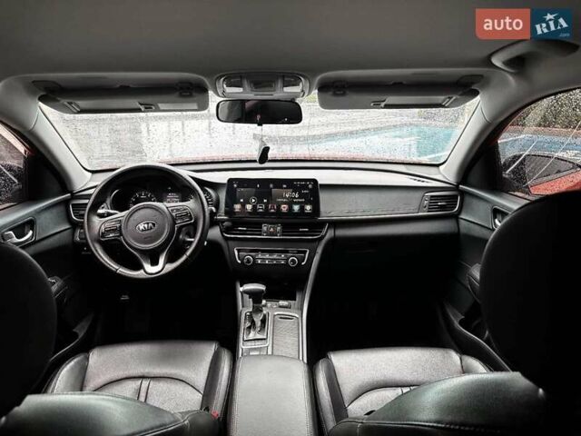 Оранжевый Киа K5, объемом двигателя 2 л и пробегом 323 тыс. км за 9400 $, фото 33 на Automoto.ua