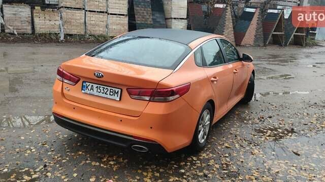 Помаранчевий Кіа K5, об'ємом двигуна 2 л та пробігом 495 тис. км за 9800 $, фото 8 на Automoto.ua