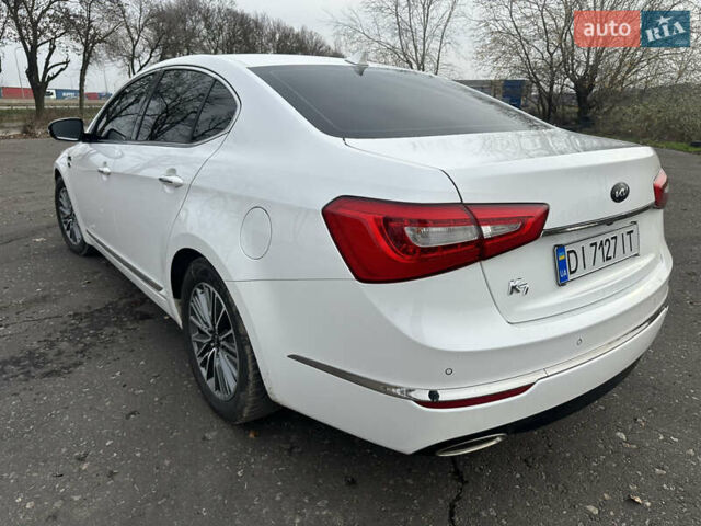 Белый Киа K7, объемом двигателя 3 л и пробегом 235 тыс. км за 11699 $, фото 14 на Automoto.ua
