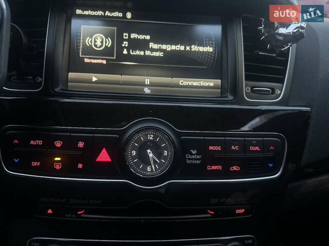 Белый Киа K7, объемом двигателя 3 л и пробегом 235 тыс. км за 11699 $, фото 45 на Automoto.ua