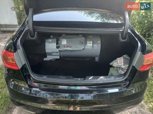 Черный Киа K7, объемом двигателя 2.7 л и пробегом 279 тыс. км за 6999 $, фото 13 на Automoto.ua