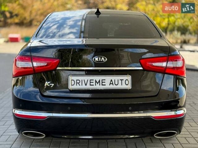 Черный Киа K7, объемом двигателя 3 л и пробегом 167 тыс. км за 9999 $, фото 4 на Automoto.ua