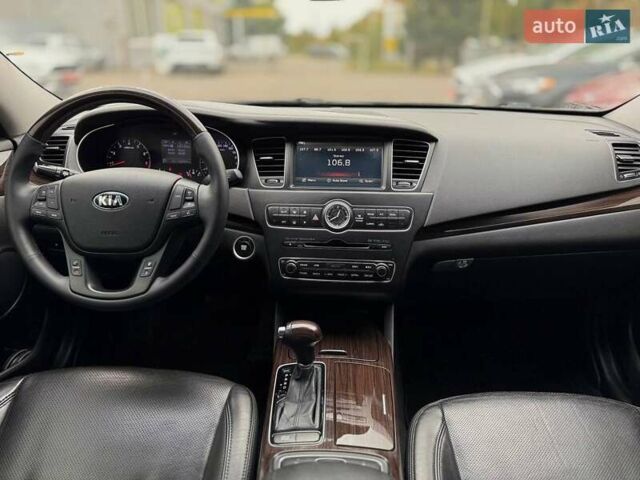 Черный Киа K7, объемом двигателя 3 л и пробегом 167 тыс. км за 9999 $, фото 11 на Automoto.ua