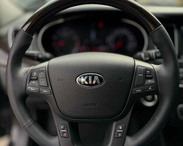 Черный Киа K7, объемом двигателя 3 л и пробегом 167 тыс. км за 9999 $, фото 13 на Automoto.ua