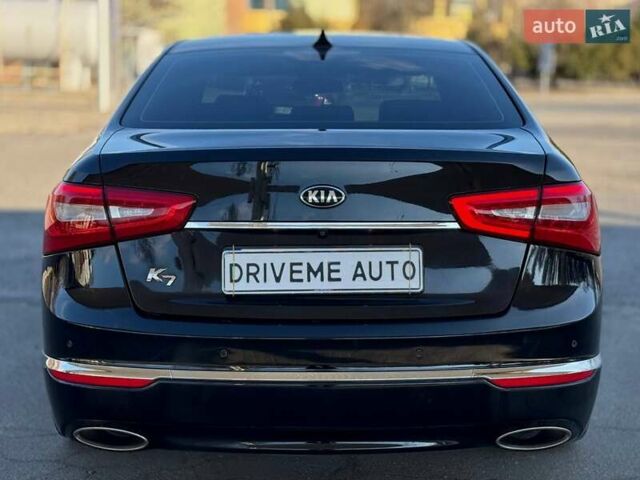 Чорний Кіа K7, об'ємом двигуна 3 л та пробігом 167 тис. км за 9499 $, фото 5 на Automoto.ua