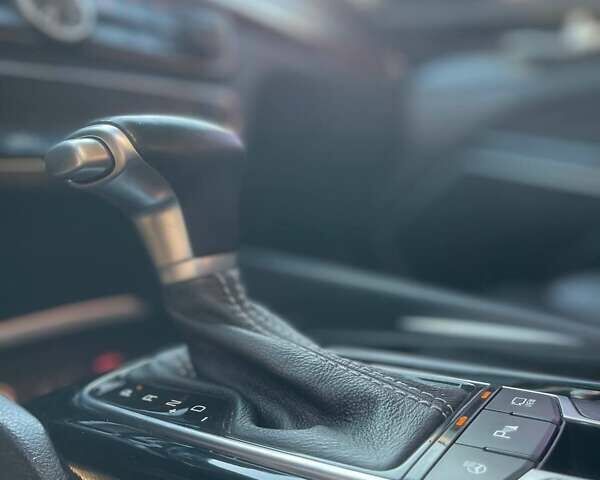 Черный Киа K7, объемом двигателя 2.2 л и пробегом 240 тыс. км за 18800 $, фото 32 на Automoto.ua