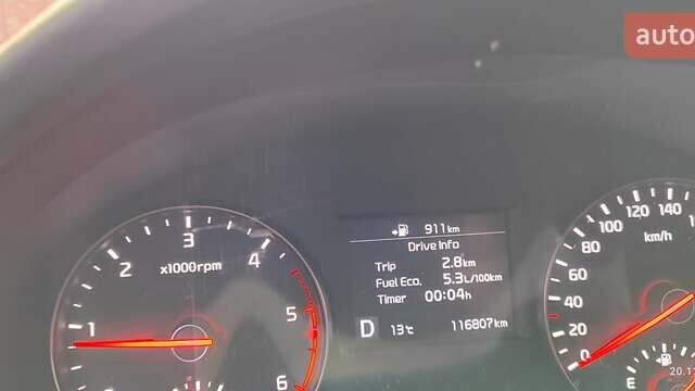 Чорний Кіа K7, об'ємом двигуна 2.2 л та пробігом 116 тис. км за 18500 $, фото 8 на Automoto.ua