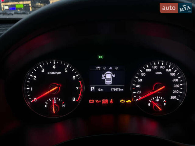 Черный Киа K7, объемом двигателя 3 л и пробегом 180 тыс. км за 13500 $, фото 16 на Automoto.ua