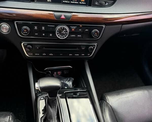Черный Киа K7, объемом двигателя 2.2 л и пробегом 161 тыс. км за 15900 $, фото 20 на Automoto.ua