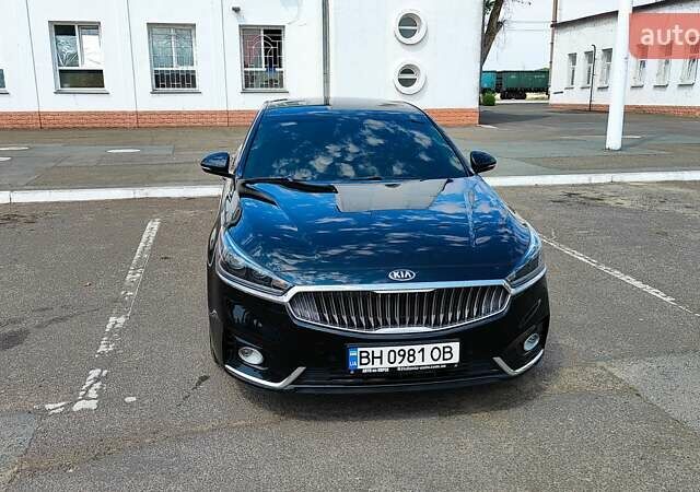 Черный Киа K7, объемом двигателя 2.2 л и пробегом 116 тыс. км за 18000 $, фото 10 на Automoto.ua