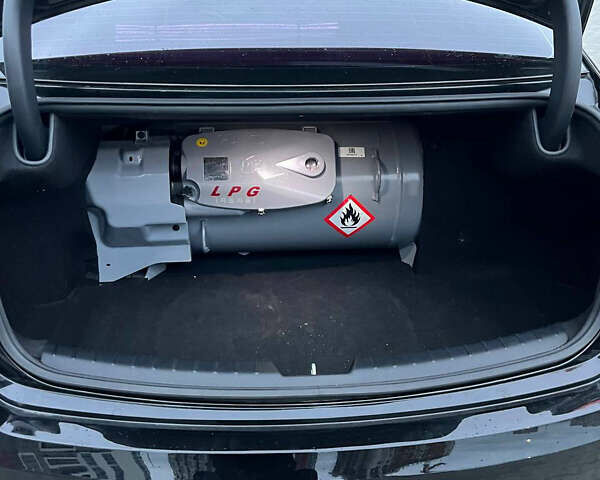 Черный Киа K7, объемом двигателя 3 л и пробегом 180 тыс. км за 13500 $, фото 22 на Automoto.ua