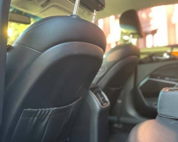 Черный Киа K7, объемом двигателя 2.2 л и пробегом 240 тыс. км за 18800 $, фото 15 на Automoto.ua