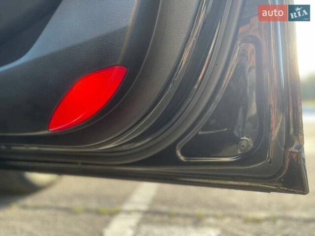 Черный Киа K7, объемом двигателя 2.2 л и пробегом 240 тыс. км за 18800 $, фото 43 на Automoto.ua
